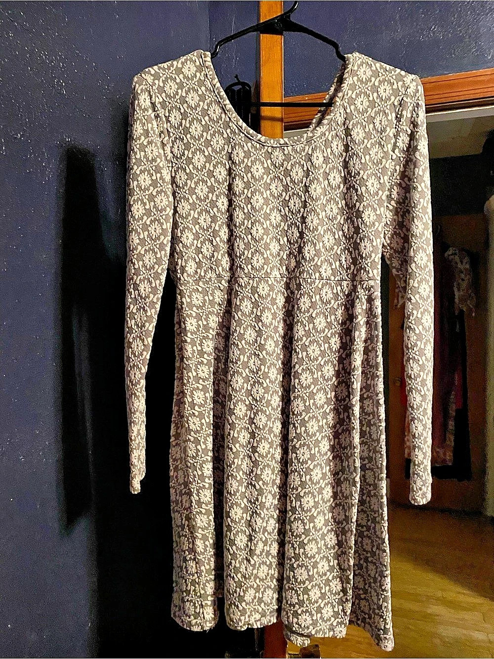 ANAMA Floral Long Sleeve Mini Dress in Gray & White Like New